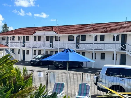 Marlin Court Motel, Paihia Отели в г. Опуа