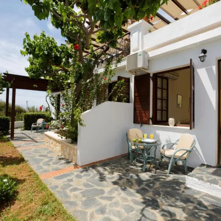 Alianthos Suites