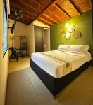Hostal Pura Vida la 70 - 2-Star