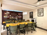Hotel Hitam Rishikesh 2Min Walk to Parmarth Niketan Aashram ,Vanprastha Aashram - Guest houses