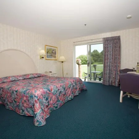 Winnapaug Inn
