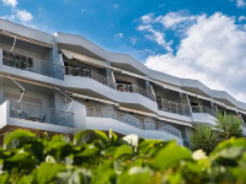 Elixia Hotels in Tolo