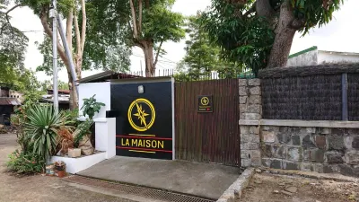 La Maison Hotels near Toamasina Beach