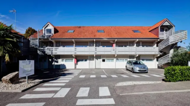 Campanile NATURE - Lyon Est Bron Eurexpo