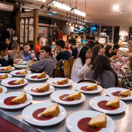 Nice Way Porto Hostel Отели рядом с достопримечательностью «Се»