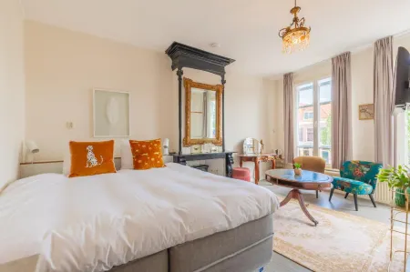 Lot Hotel Отели рядом с достопримечательностью «Лейденський ботанічний сад»