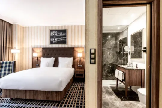 Hotel Grand City Wrocław Hotels near Entropia Gallery