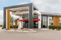 Comfort Inn South Shore Hotels in Repentigny