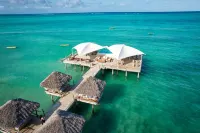 Blue Moon Resort Hotels in Kusini