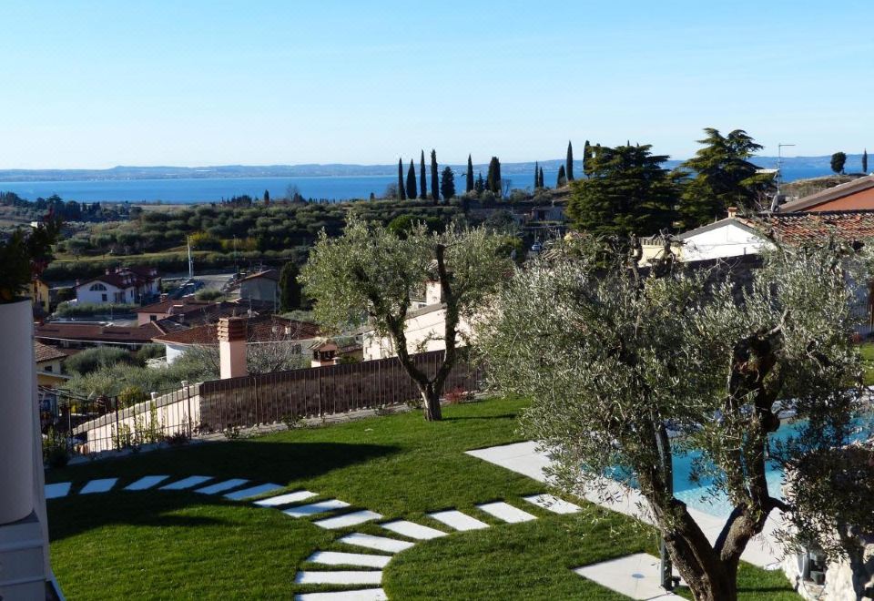 Hotel Il Cantuccio Sul Garda - Relais di Charme, Exterior, Garden