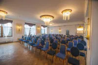 Hotel Petrin - 3 estrellas