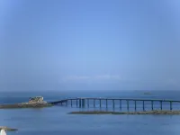 Logis Hôtel les Chardons Bleus Restaurant le Bistrot de La Mer Hotels in Roscoff