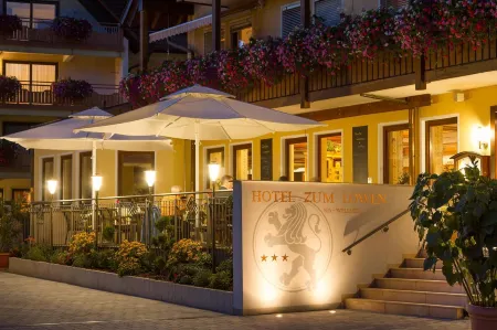 Gasthof - Hotel Zum Löwen Отели в г. Бад-Штаффельштайн