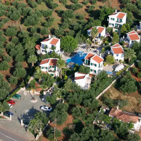 Paris Village Apartments
