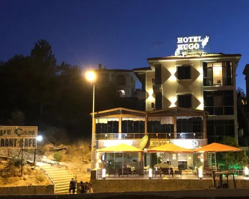Hotel Hugo Hotels in Edremit