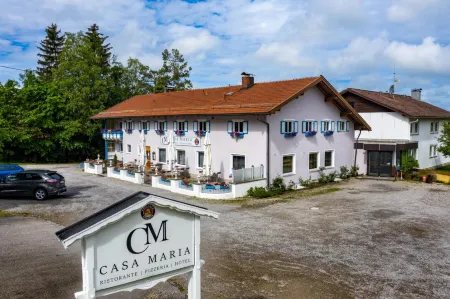 Hotel Casa Maria Отели в г. Хальблех