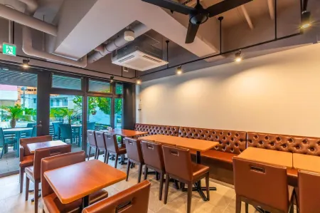 Yenns Marina Inn Mercy Отели рядом с достопримечательностью «Futenma-gu»