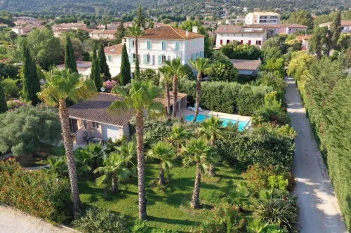Domaine de l'Aufrene Hotels in Hyères