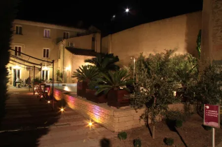 Logis Hôtel la Bastide d'Entraigues