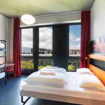 Meininger Hotel Genève Centre Charmilles Rooms