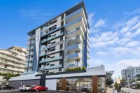 Direct Collective - Sea Breeze Mooloolaba Hotels near Cafe Envy, Mooloolaba