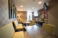 Hotel Beau Rivage Hotels in Mont-Dol