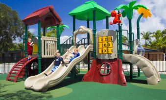 Lakeside Forster Holiday Park and Village