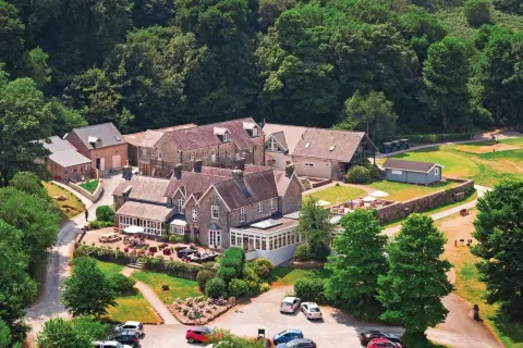 Trefloyne Manor