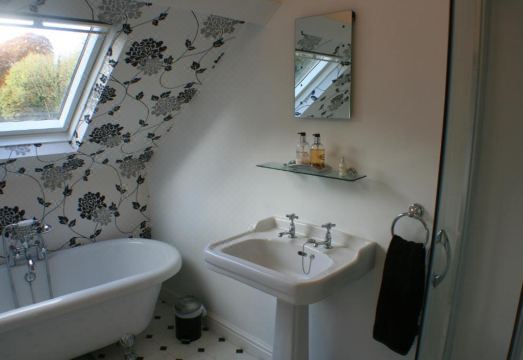 크레이그 Y 글린의 현대적인 욕실 인테리어