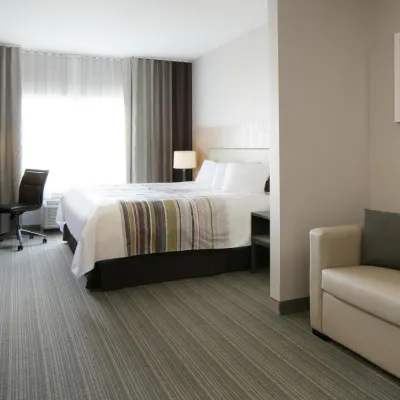 Country Inn & Suites by Radisson, Middleton - Madison West Hotels near West Towne Mall