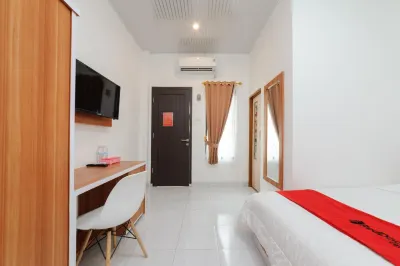 RedDoorz Plus Syariah Near Mall Boemi Kedaton Lampung Kedaton 호텔