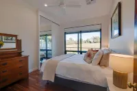 Old Coach Road Estate! Exclusive luxury! - parkir