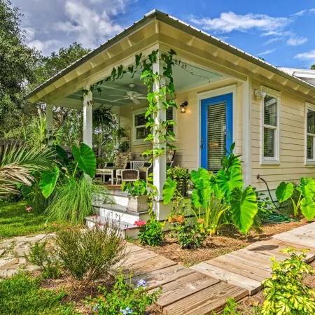 Seagrove Beach Studio - 1/4 Mi to Beach Access!