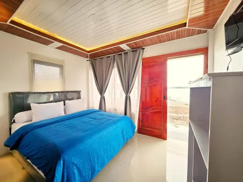 Raffiel Nias Hotels in Fanayama