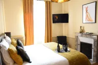Champagne Philippe Martin Hotels in Champillon