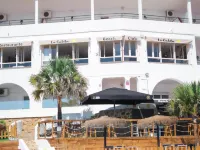 Hotel Patricia Hotels in San Roque