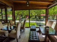Ninemia Stay and Play Hotels in Karpenisi