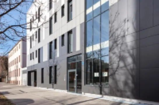 Numa Munich Munico Hotels in der Nähe von Geschwister Scholl Grabmal