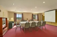 Baymont by Wyndham Muskegon Hotels in Muskegon