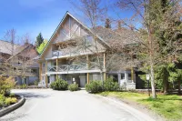 Valhalla Vacations at Whistler