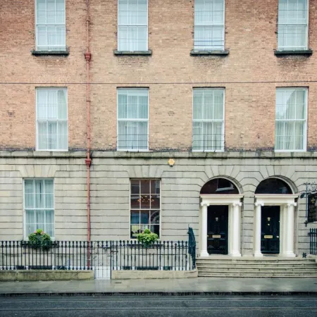 Albany House Отели рядом с достопримечательностью «Парк Сант-Стивенс-Грин»