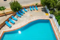 Matala Hostel - Pools