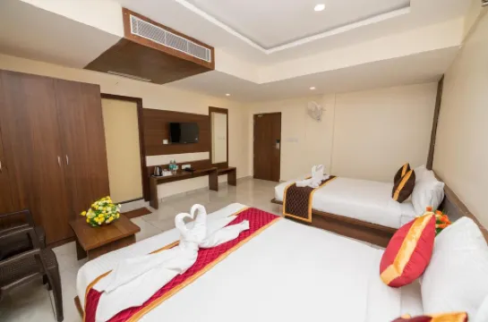 KK Comforts Hotels in Mandya
