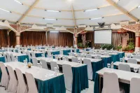 Palm Beach Hotel Bali Hotel di Bali