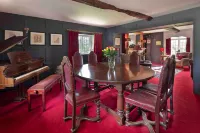 Hill Farm Hotels in Elsfield