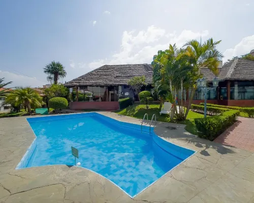 Avanti Hotel & Convention Center Hotels in Cochabamba