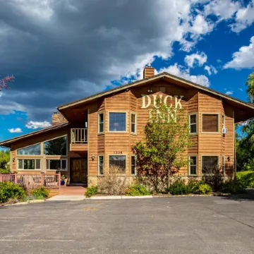 Duck Inn Lodge