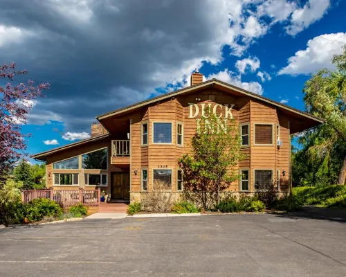 Duck Inn Lodge Hotels in Whitefish