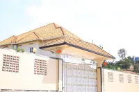 Lao Tangren Guest House