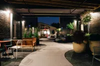 The Myriad Hotel Louisville, Tapestry Collection by Hilton